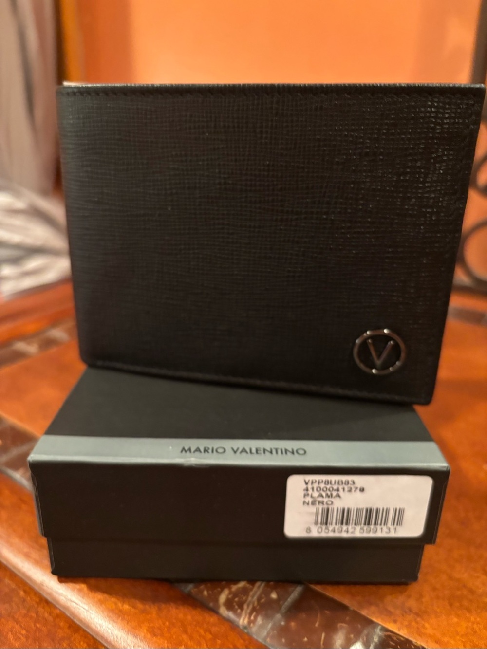 Mario Valentino Black Textured Leather Men's Wallet with Metal V Logo